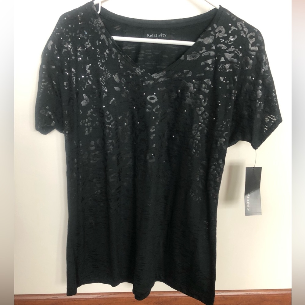 NWT RELAVITY TOP